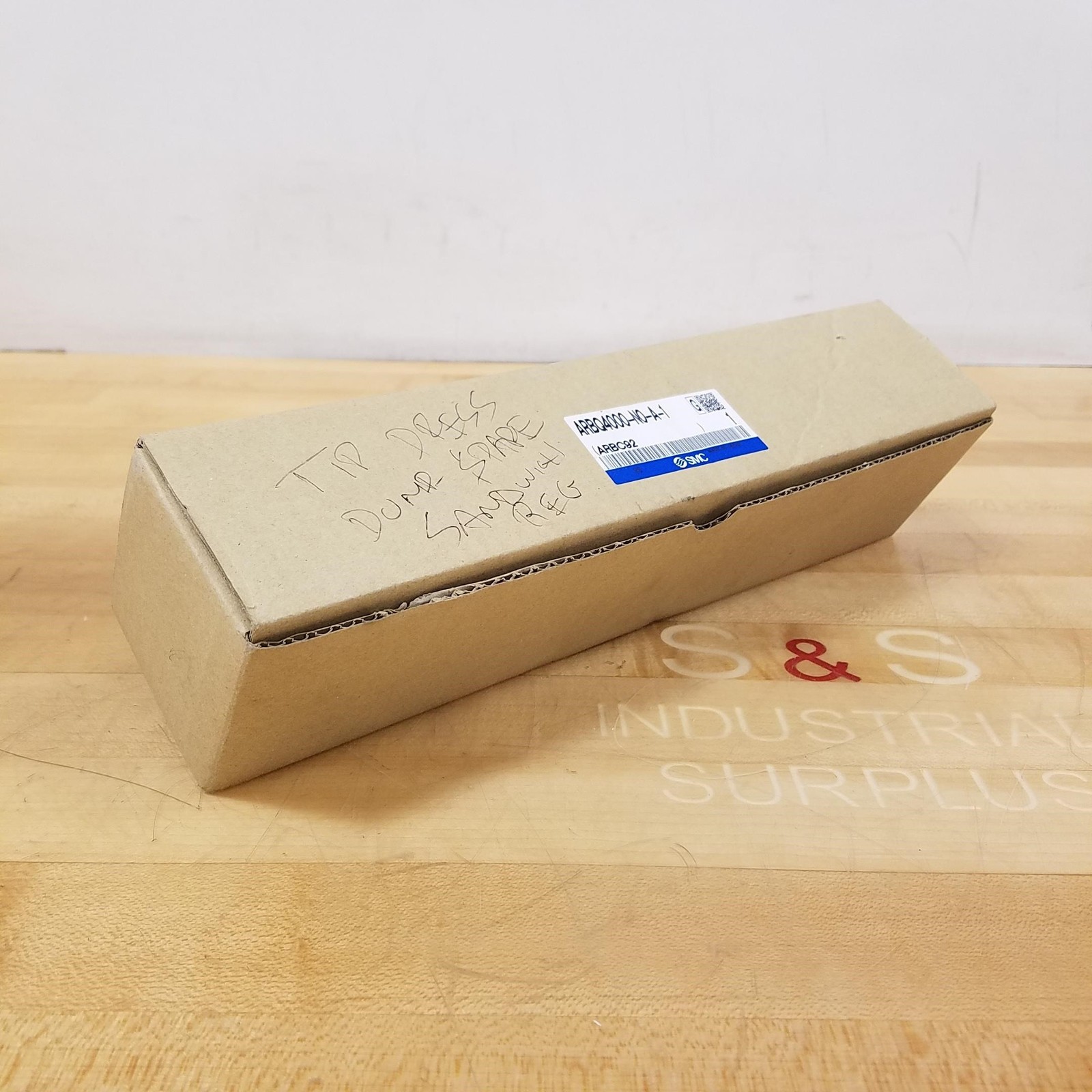 SMC ARBQ4000-N0-A-1 Valave Interface Regulator – NEW