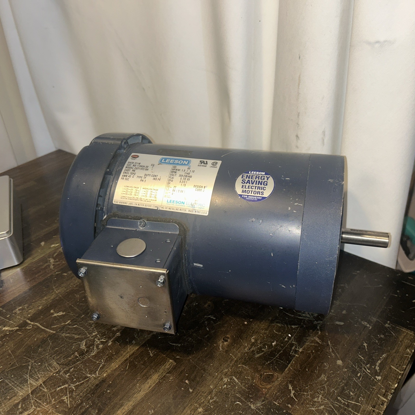 NEW 1.5HP LEESON 1140RPM 56C TEFC 3PH MOTOR 113634.00