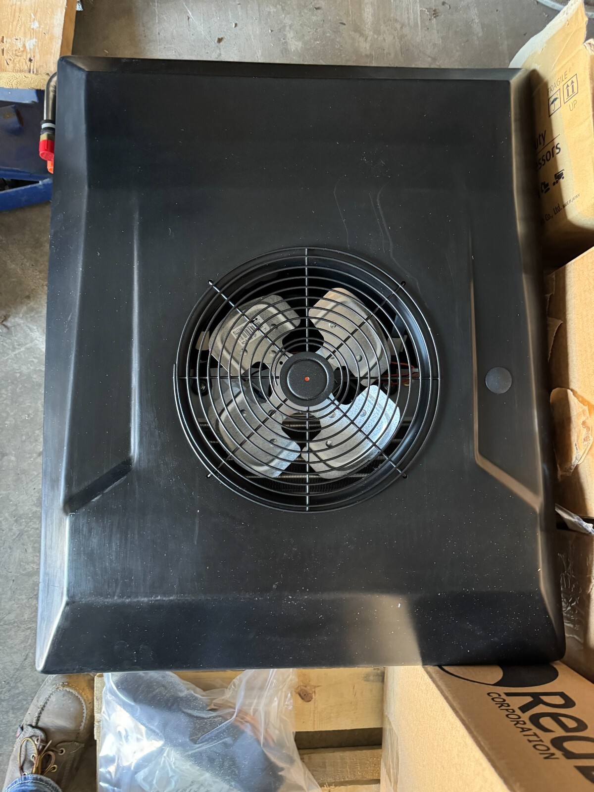 Red Dot R-6100-4P AC Unit 12v