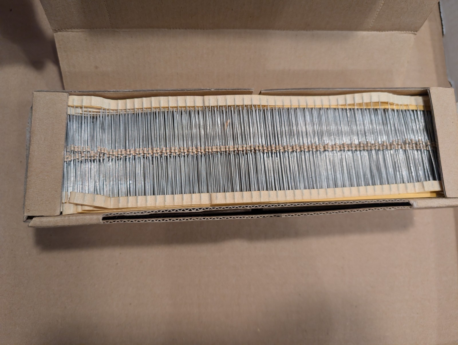 5000 PCS (a box) 1/6W Metal Film Resistor ±5% 150Ω Kamaya Genuine RD16-151JTB