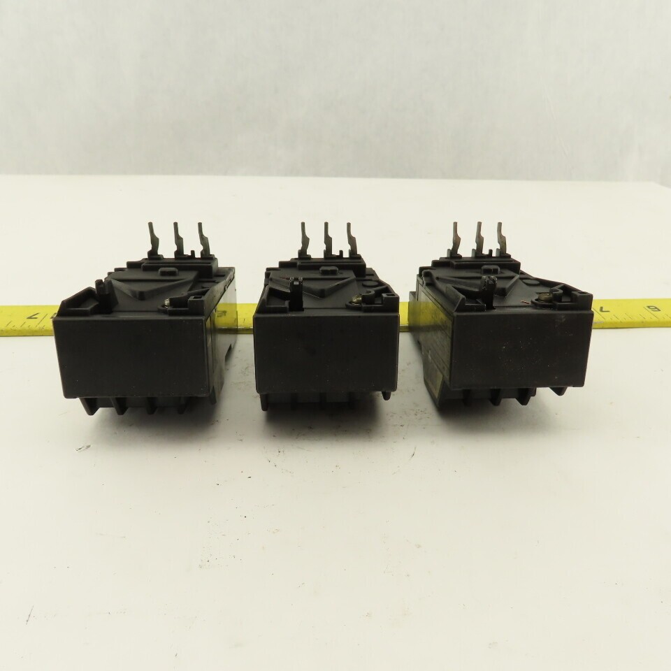 Fuji TR-0N/3 Overload Relay Mixed Trip Range 2.2-3.4A, 0.95-1.45A, 5-8A Lot Of 3
