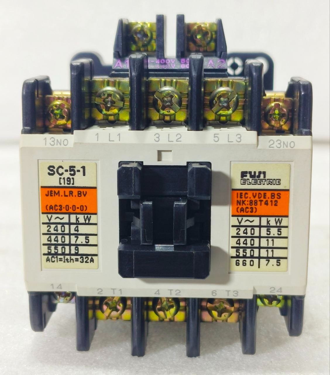 NEW🆕 FUJI ELECTRIC SC-5-1 MAGNETIC CONTACTOR 3-POLE 32A AC1 11KW 440V FREE SHIP