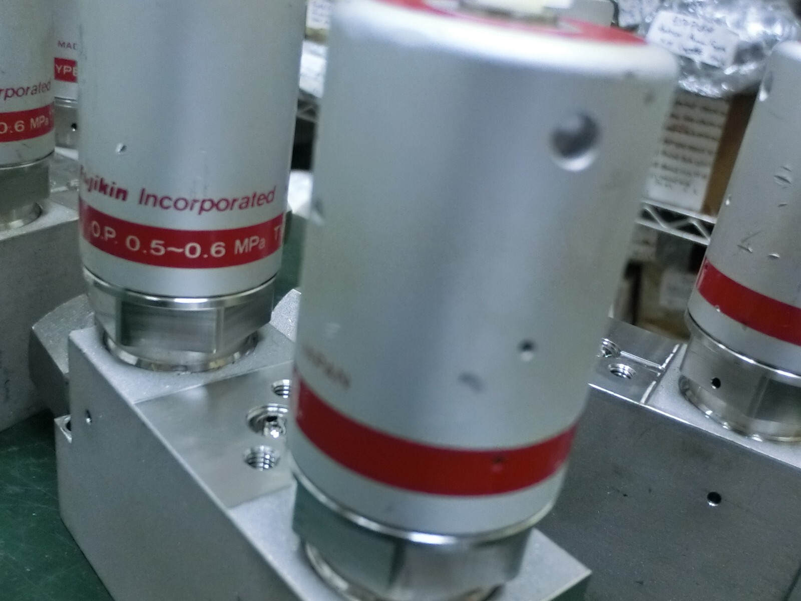 Lam 766-077821-501 Rev C Hybrid Diaphgram Valve,Fujikin 316L-P 0.5-0.6Mpa_,96670