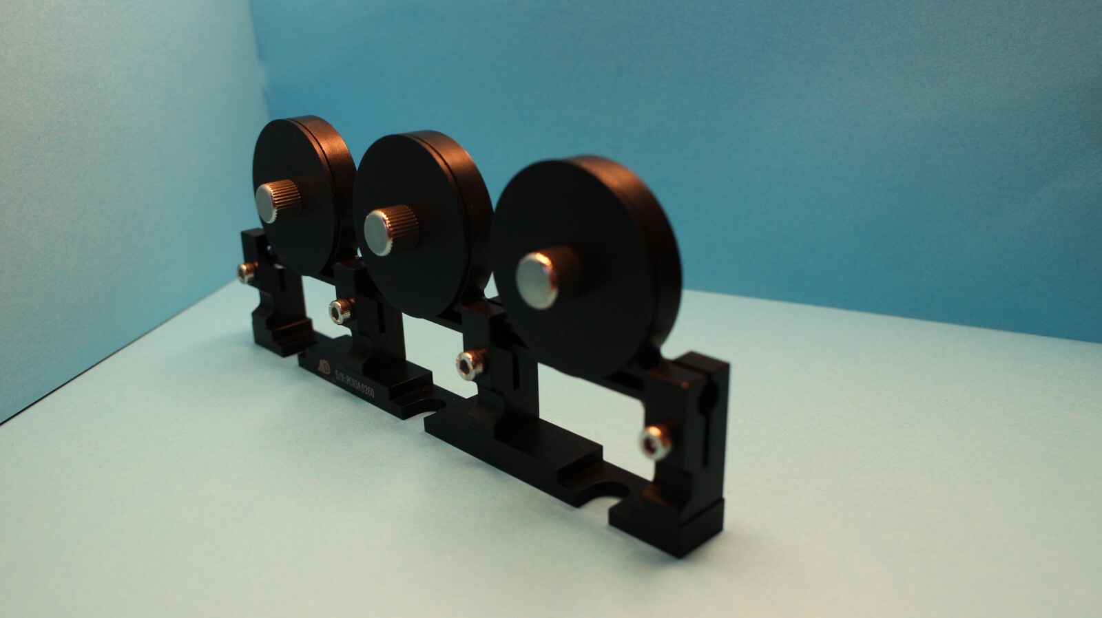 Manual 3-Paddle(diameter 30 mm or 1.18 in) Polarization Controller without fiber
