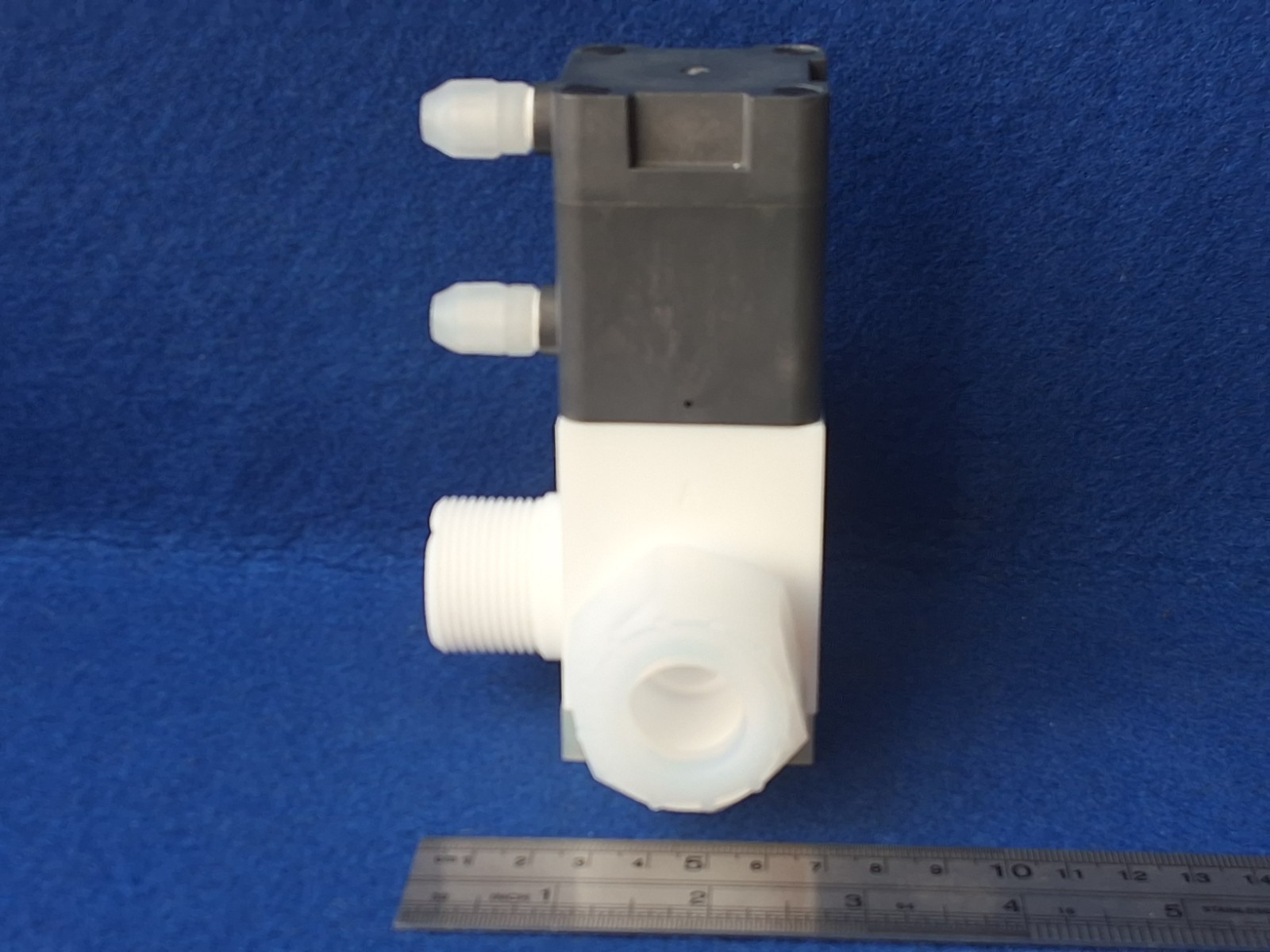 CKD AMD422-X0468-X Air Operated Valve for Chemical Liquids 0-0.3 MPa.