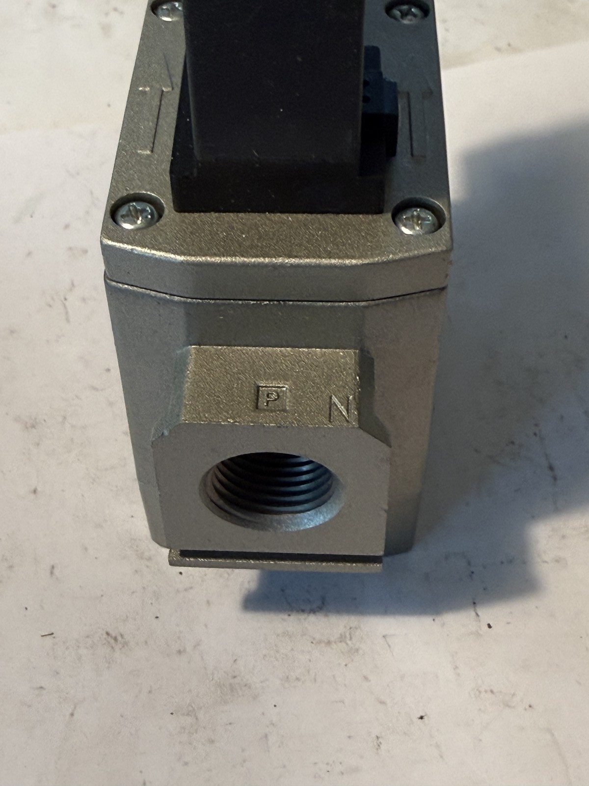 SMC NAV4000-N04-5DZ Solenoid Valve – New Old Stock