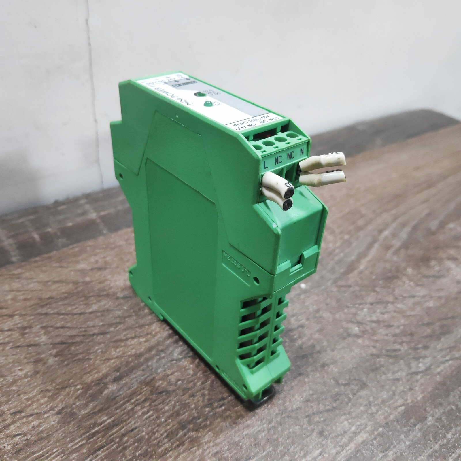 USED | PHOENIX CONTACT MINI-PS-100-240AC/24DC/1 MINI SERIES