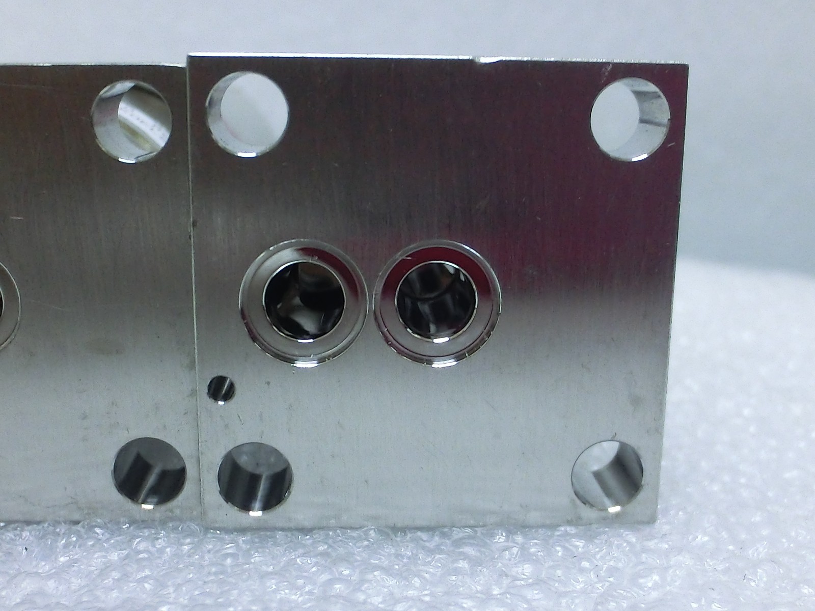 7pcs Fujikin 708222 Lam 766-197842-310 Rev C O.P. 0.5~0.6mPa N.C. Diaphragm~9933