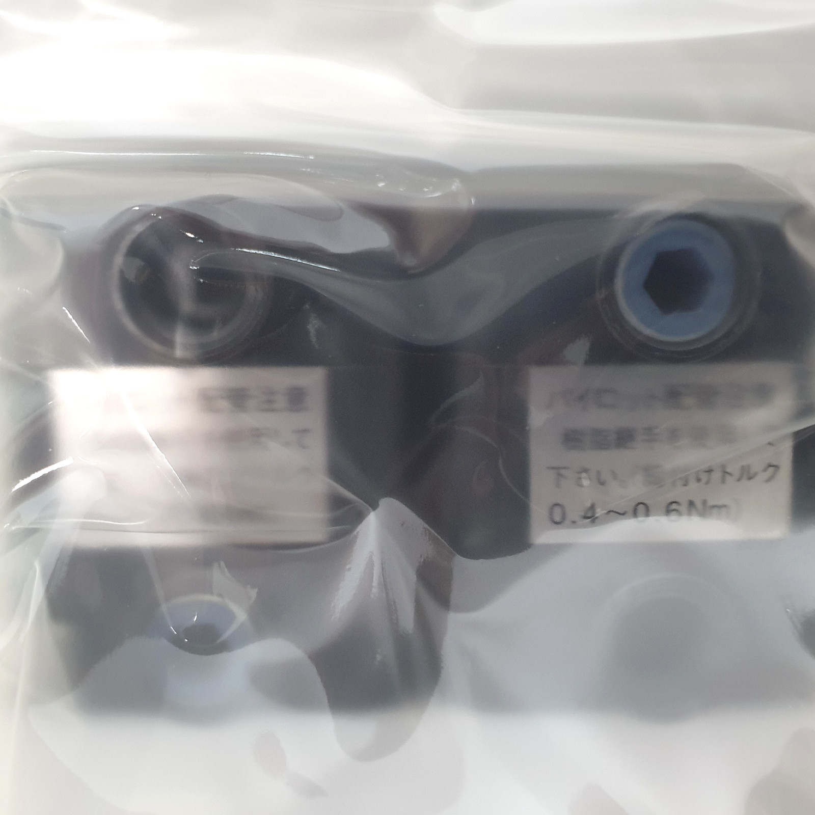 NEW CKD AMG302-10BUS-0 VALVE_MAIN:0-0.3Mpa, Expedited FREE SHIPPING