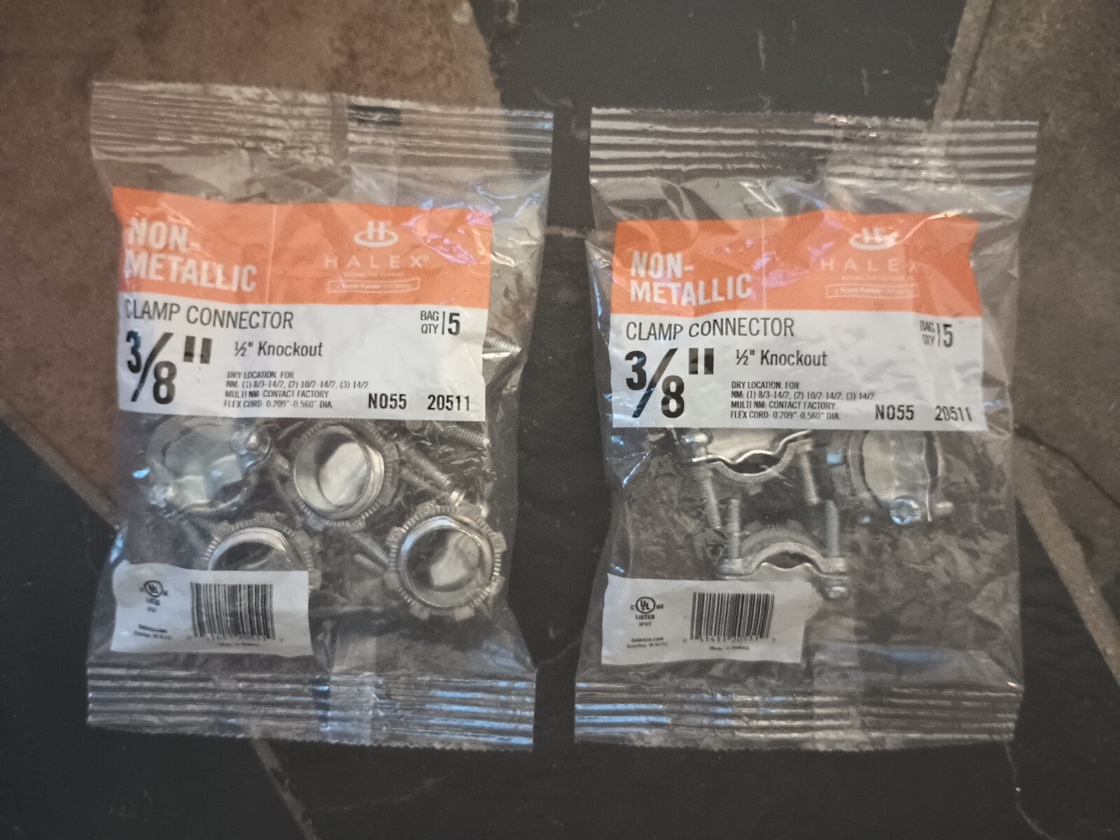 3/8 In. Non-Metallic (NM) Twin-Screw Cable Clamp Connectors -10 Count