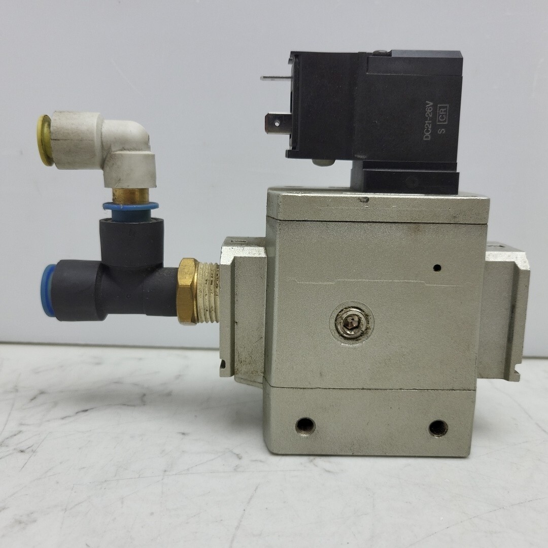 SMC AV4000-N04-5DZ Soft Start Solenoid Valve 0.2~1.0 MPa 24 Vdc