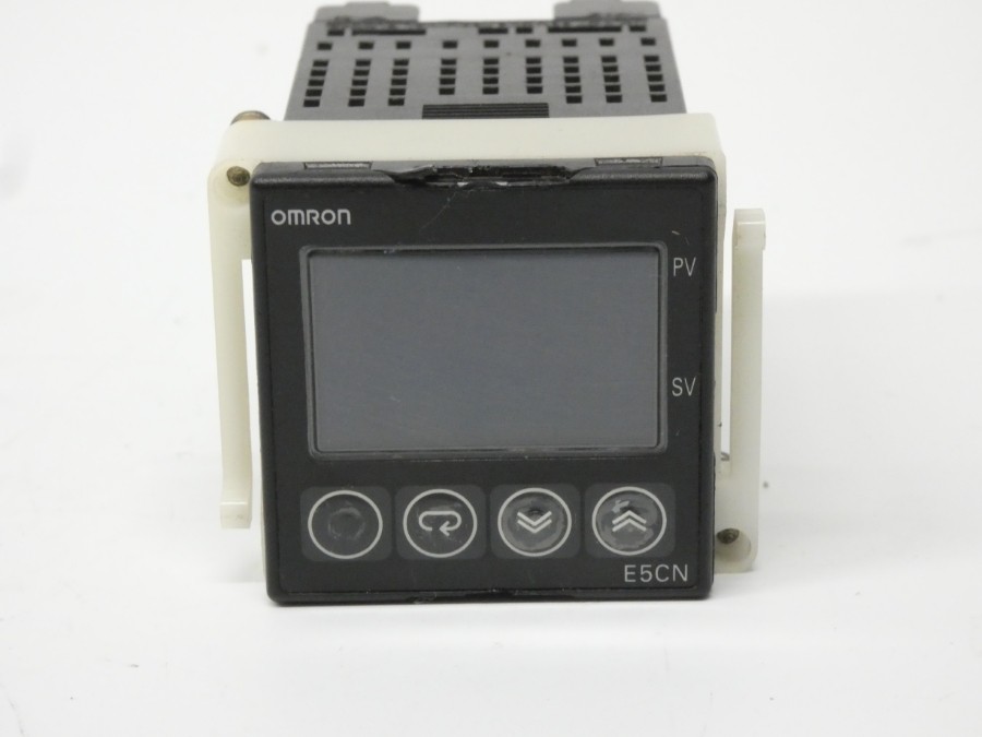 OMRON E5CN-R2MT-500 250VAC 3A UNMP