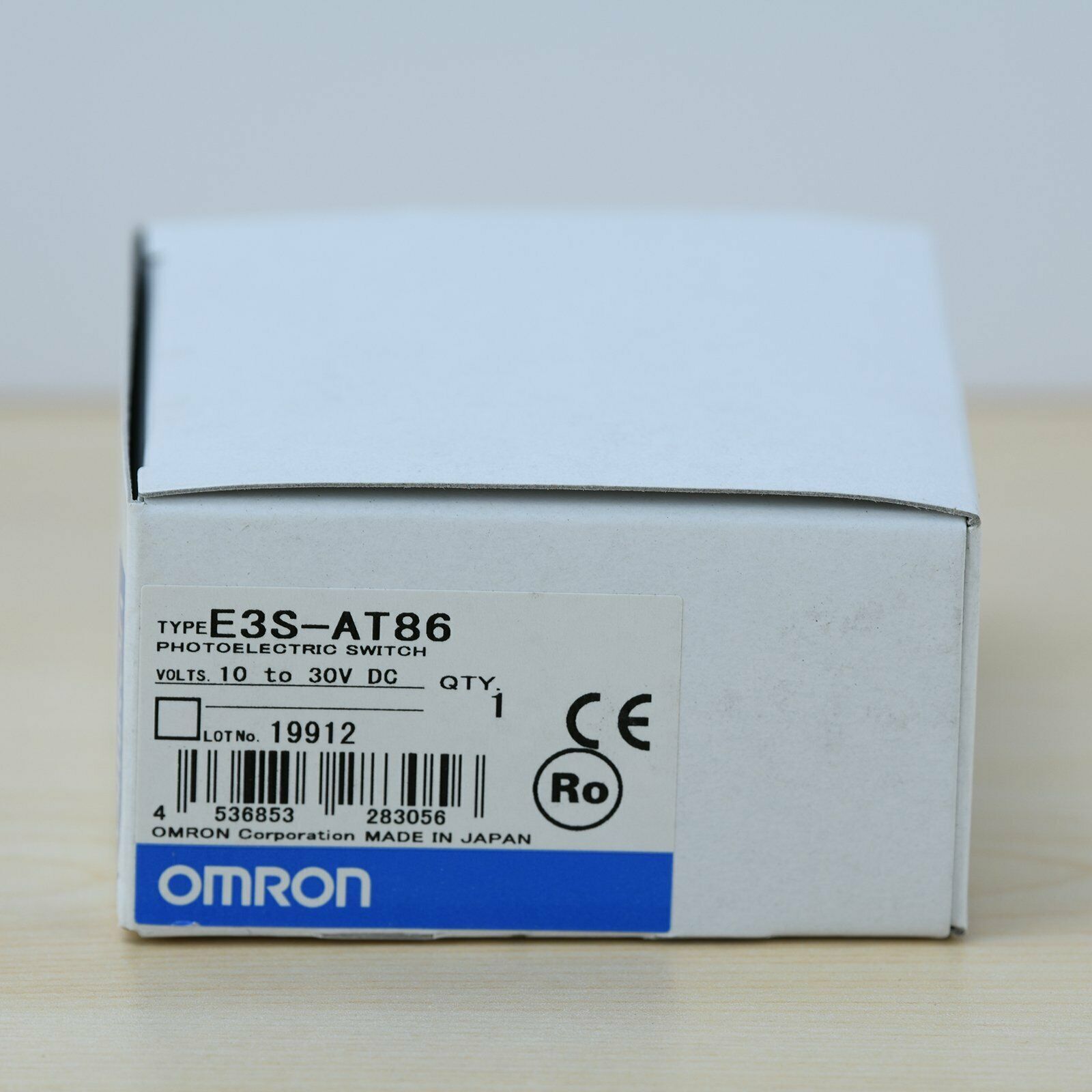 Omron E3S-AT86 Photoelectric Switch New One E3SAT86 Free Shipping #US