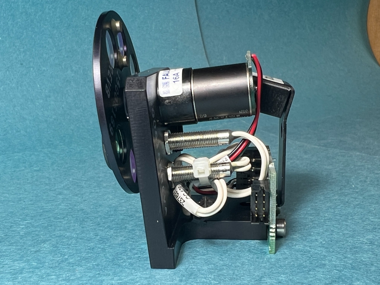 Motorized Optical OD Filter Wheel,8 Position,1/2″,Faulhaber Stepper,Laser,660nm