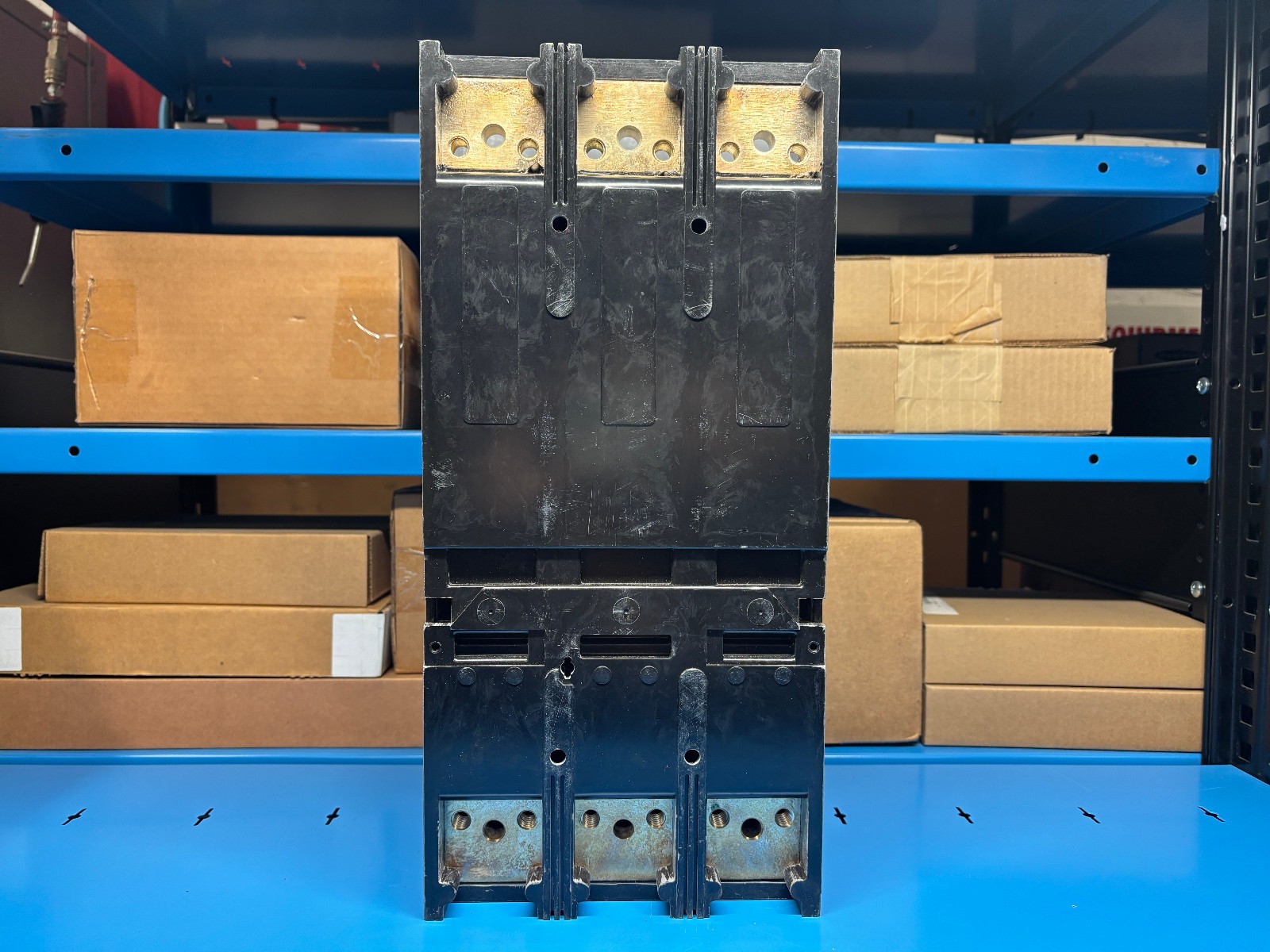 Siemens LMXD63A800 Sentron Breaker 800 AMP, 3-Pole, 600 V – NEW NO BOX