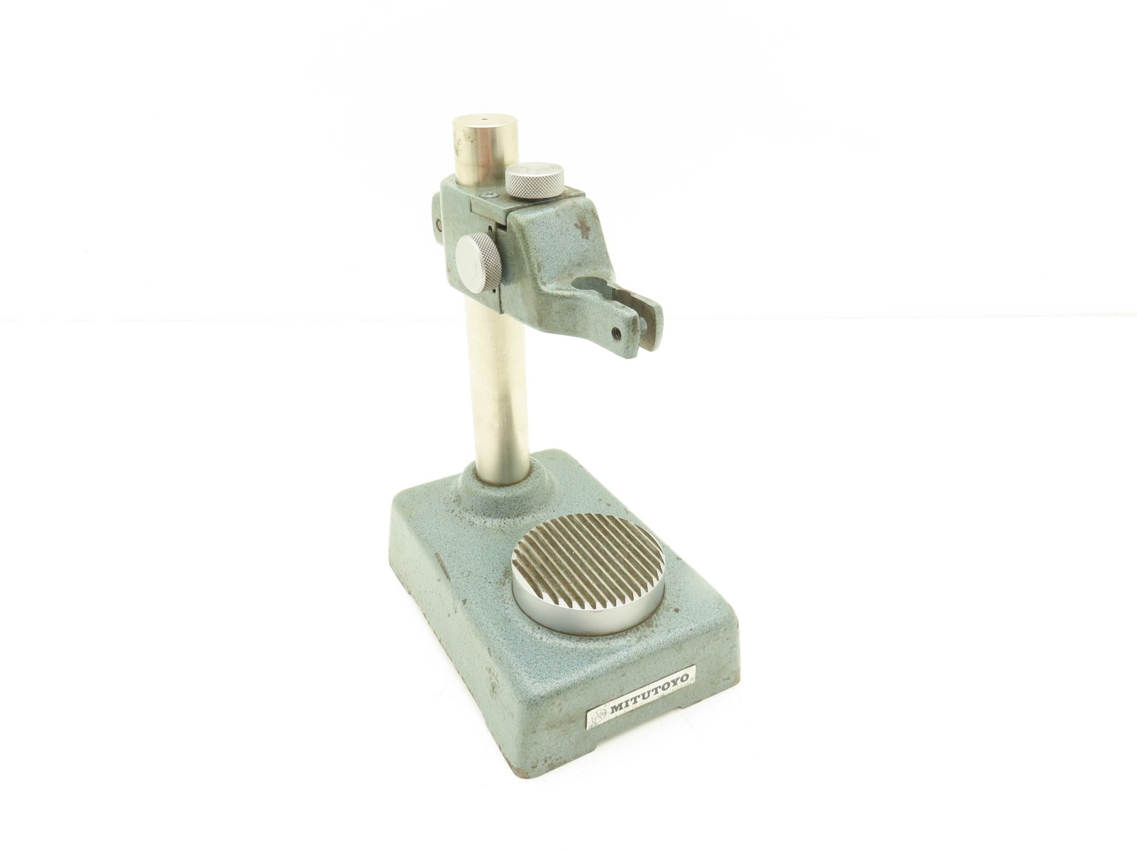 Mitutoyo 7003 Indicator Transfer Stand Serrated Anvil 6-3/8″H Post 3/8″ Stem