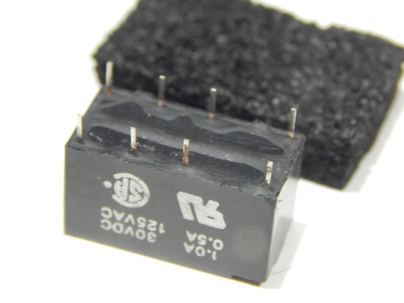 AMERICAN ZETTLER AZ820-2C-12DE 12 VOLT .5 AMP @125 VAC RELAY – FAST SHIPPING