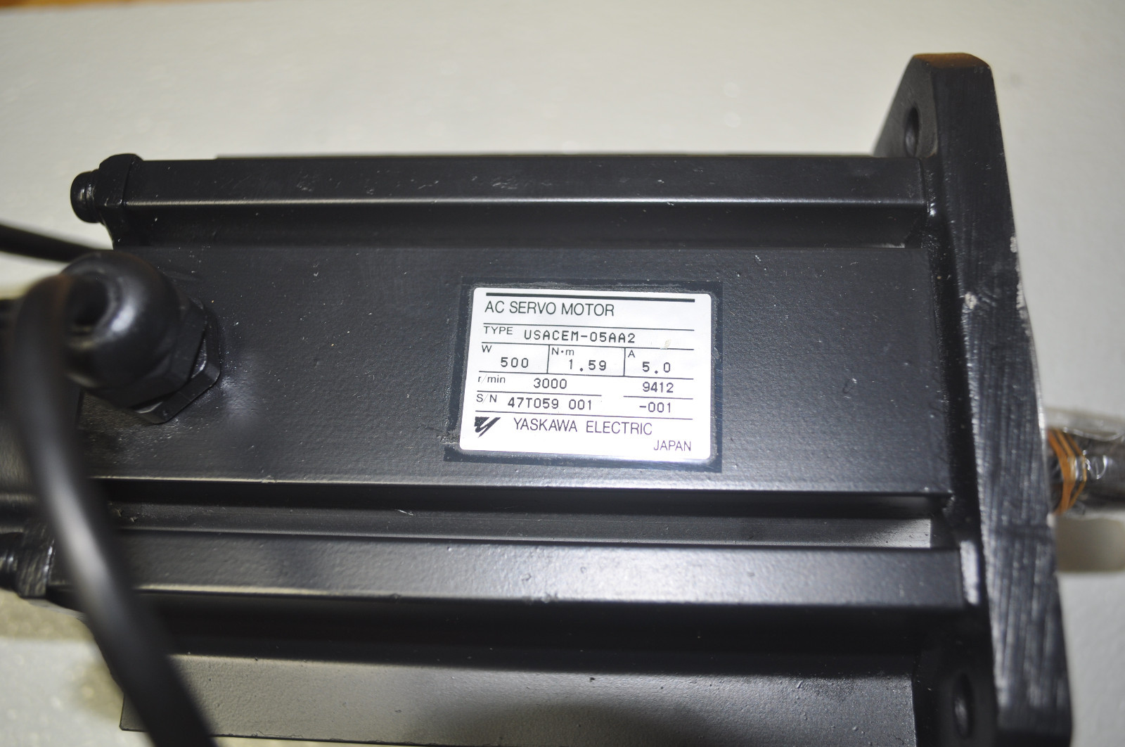 YASKAWA AC SERVO MOTOR USACEM-05AA2 AC SERVO MOTOR. 500w. 3000 RPM
