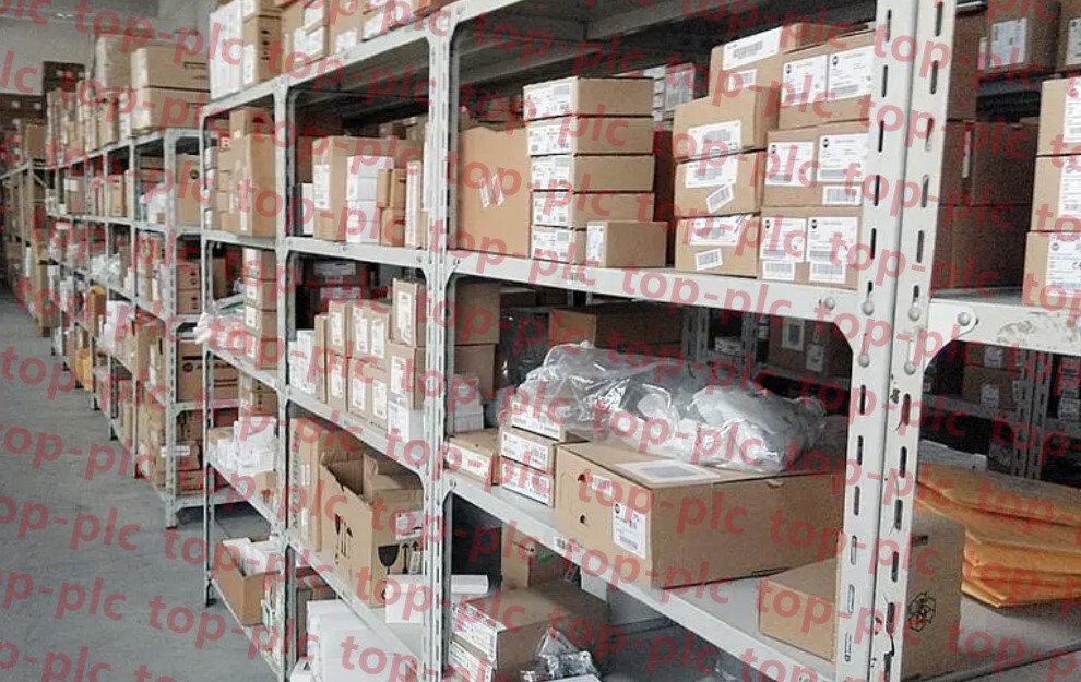 Omron E5CN-Q2MT-500 Temperature Controller New In Box E5CN-Q2MT-500