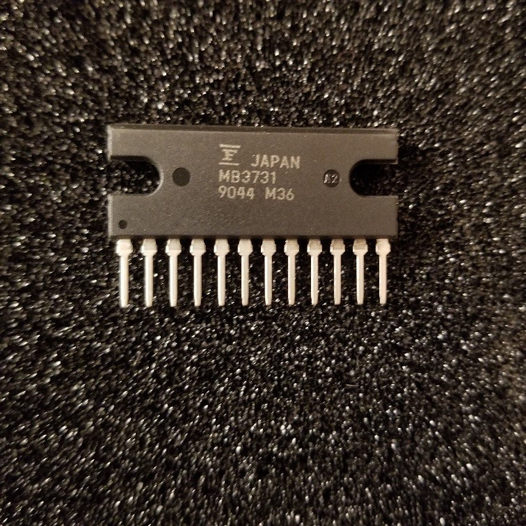 MB3731 Fujitsu 18 W BTL Power Audio Amp, never used still in factory tubes!