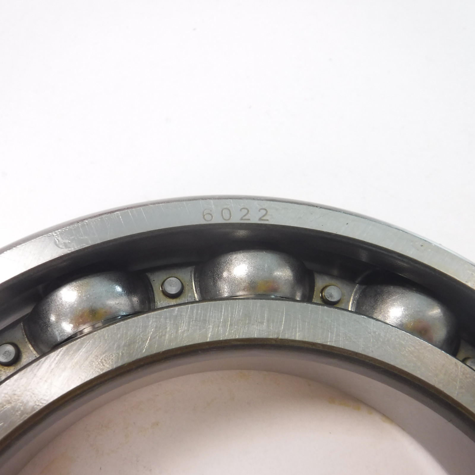 Single Row Deep Groove Ball Bearing 6022 170mm OD x 110mm ID