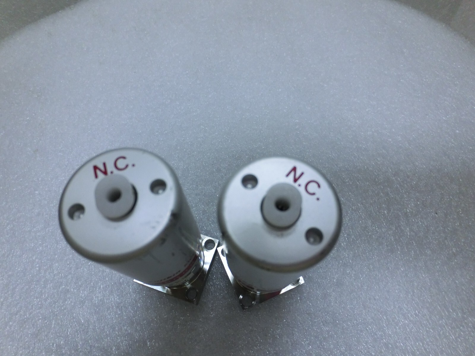 2pc Fujikin 708222 Diaphram Valve,LAM 766-197842-310 Rev C,O.P.0.5~0.6mPa_,96435