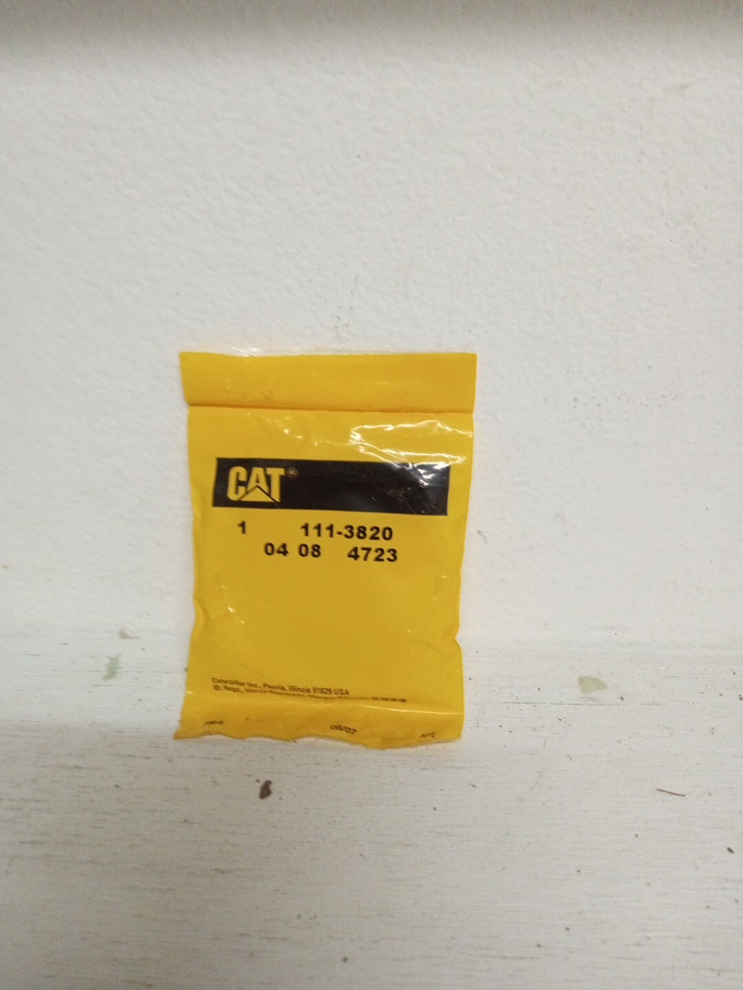 Caterpillar 111-3820 Ring Retn New Factory Packing Sealed