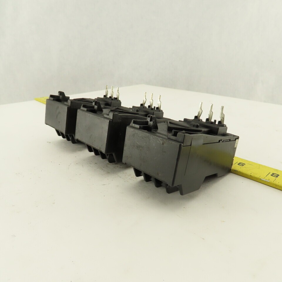 Fuji TR-0N/3 Overload Relay Mixed Trip Range 2.2-3.4A, 0.95-1.45A, 5-8A Lot Of 3