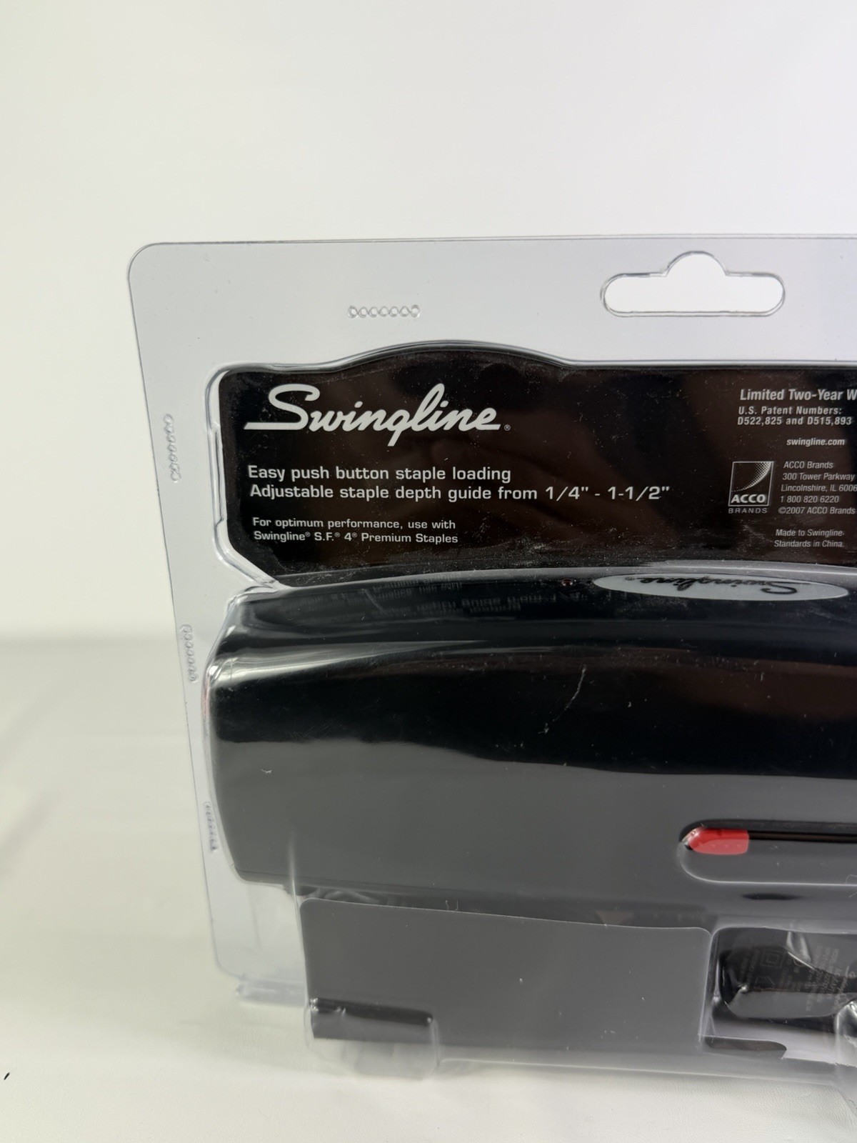 Swingline Electric Portable Desk Stapler, 20-Sheet Capacity, Battery or AC Power