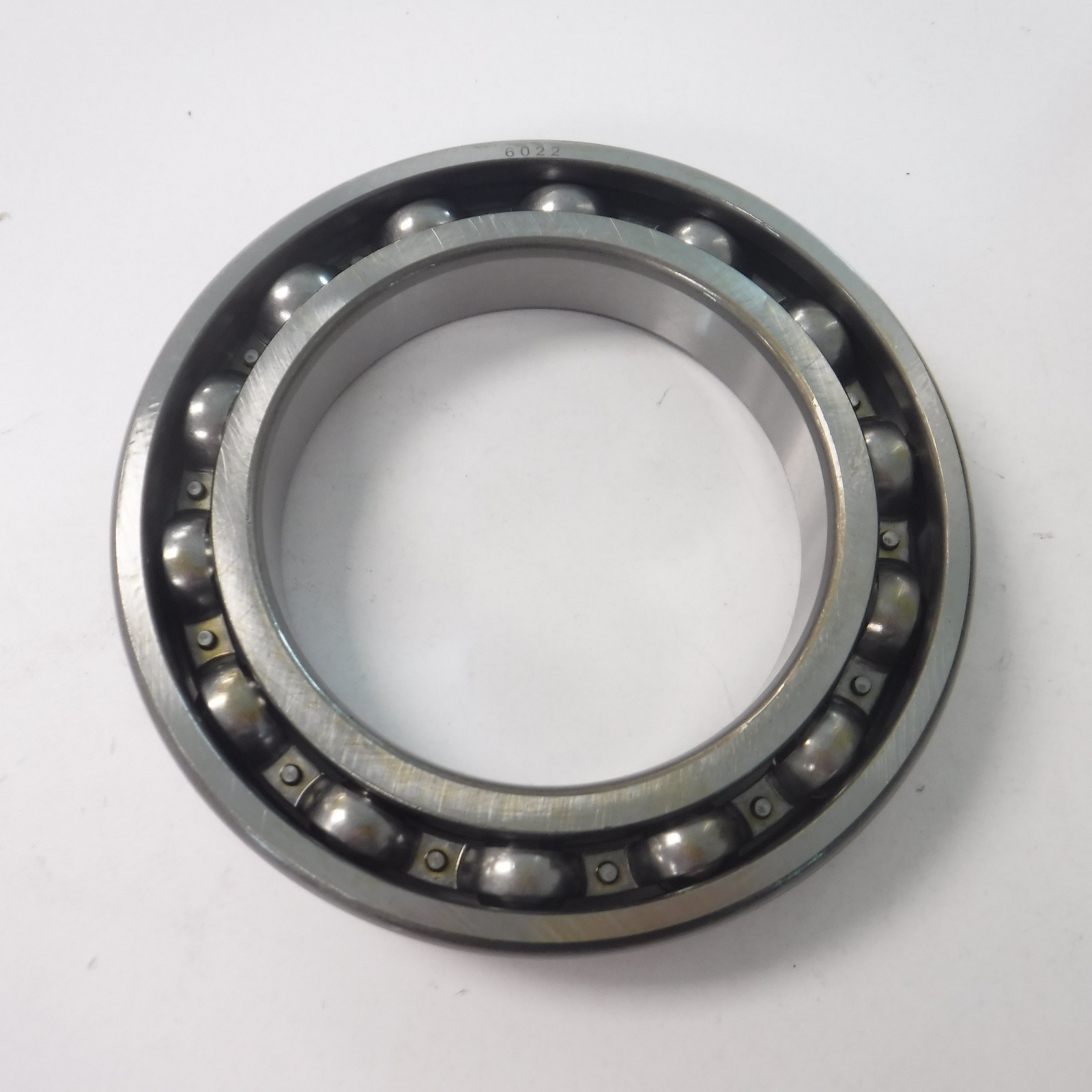 Single Row Deep Groove Ball Bearing 6022 170mm OD x 110mm ID