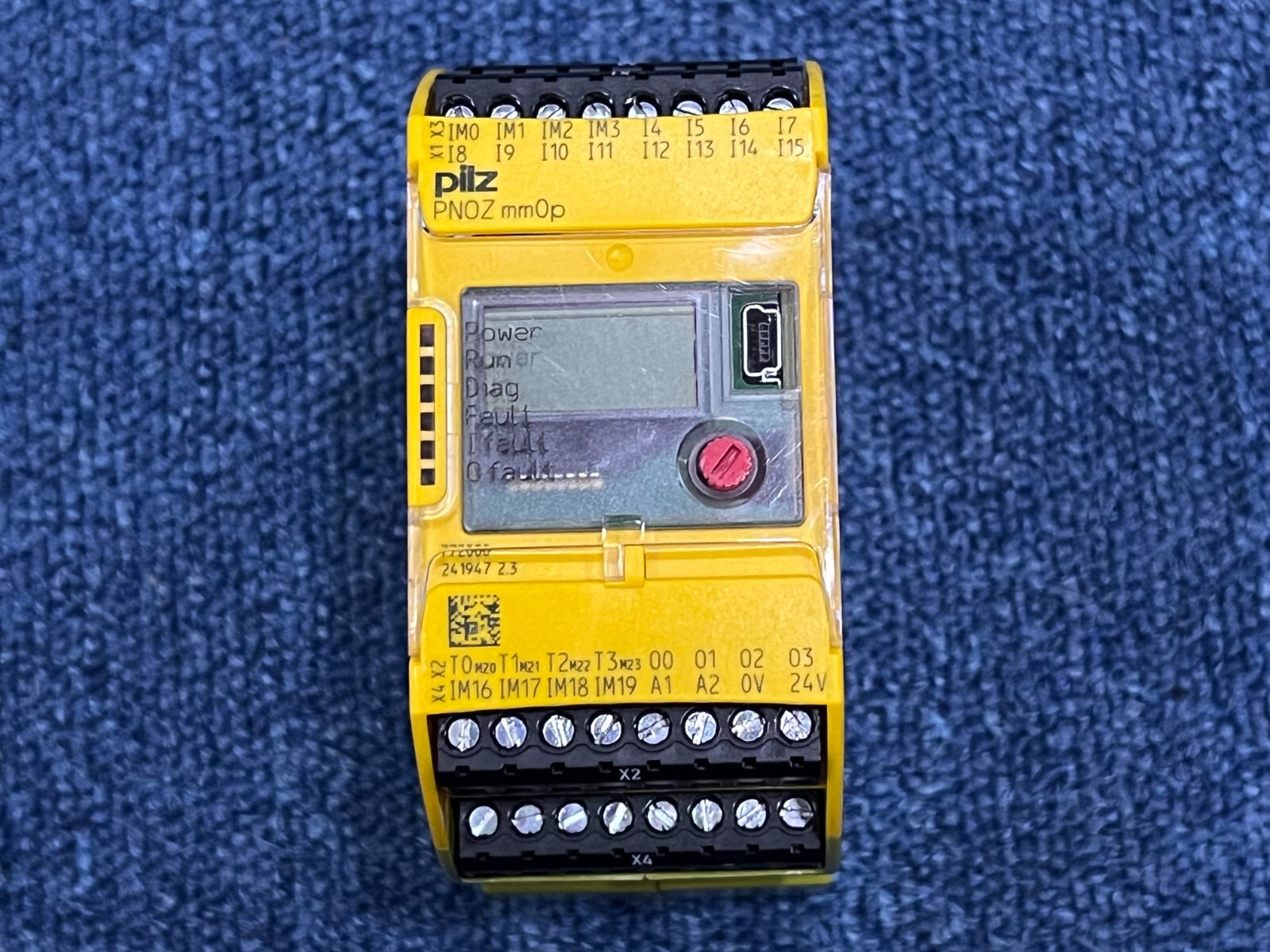 Pilz PNOZ mm0p 772000 TESTED Fast Shipping