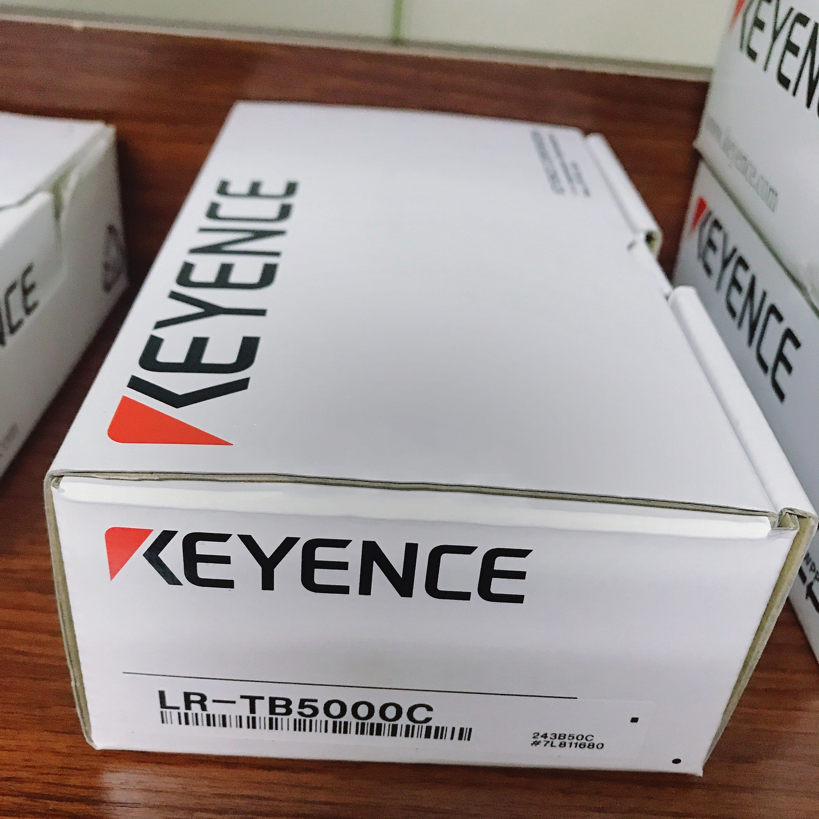 Keyence LR-TB5000C Laser Sensor LRTB5000C 1PC New #G