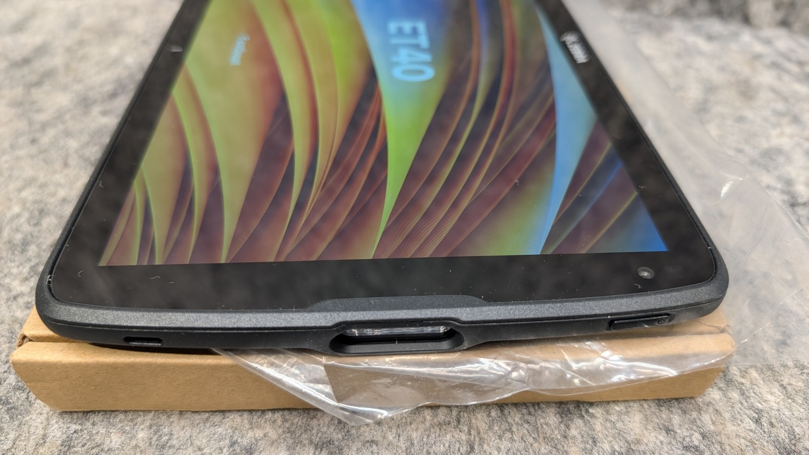 Zebra ET40 Enterprise Tablet 64GB w/4GB RAM 10″ Scanner🔥New for Parts🔥