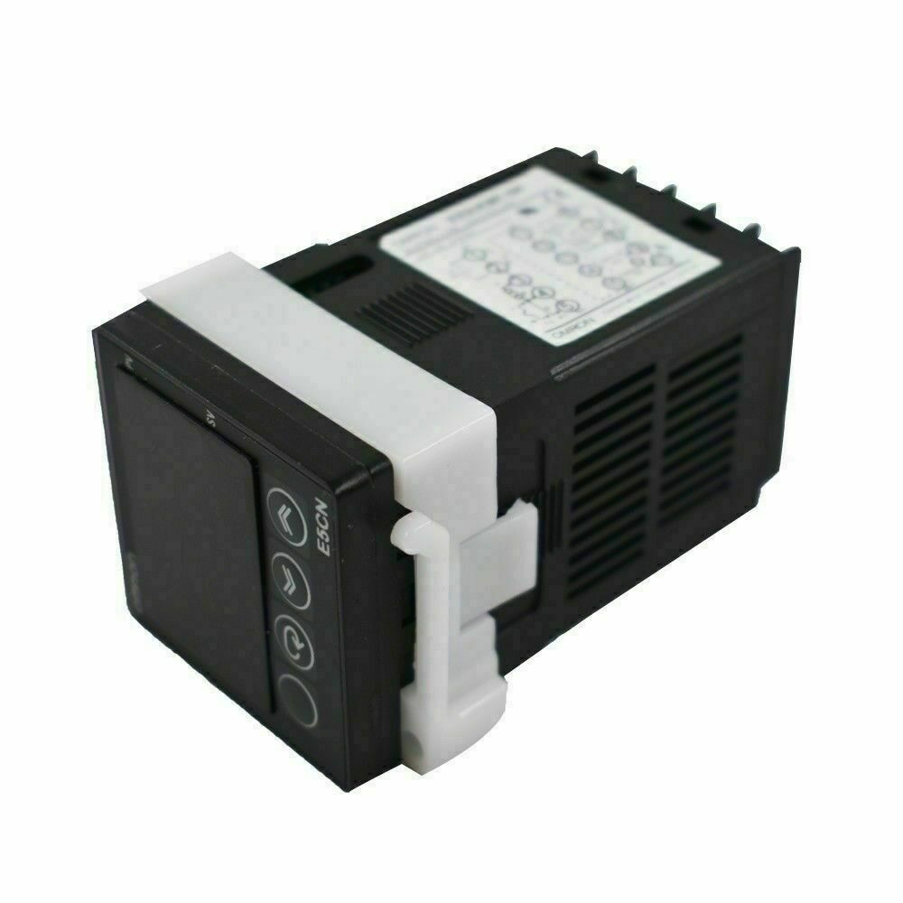 Long warrantyNew OMRON Temperature Controller E5CN-R2MT-500 100-240V E5CNR2MT500