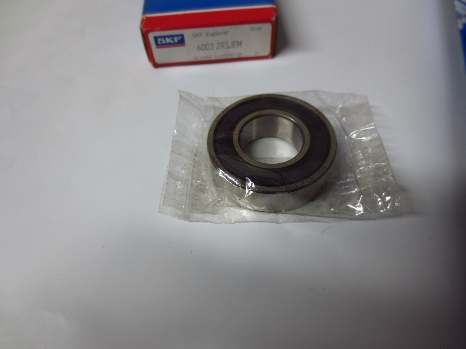 6003-2RSJEM SKF Brand Rubber Seal Ball Bearing 17x35x10 6003-2RSH/C3GJN