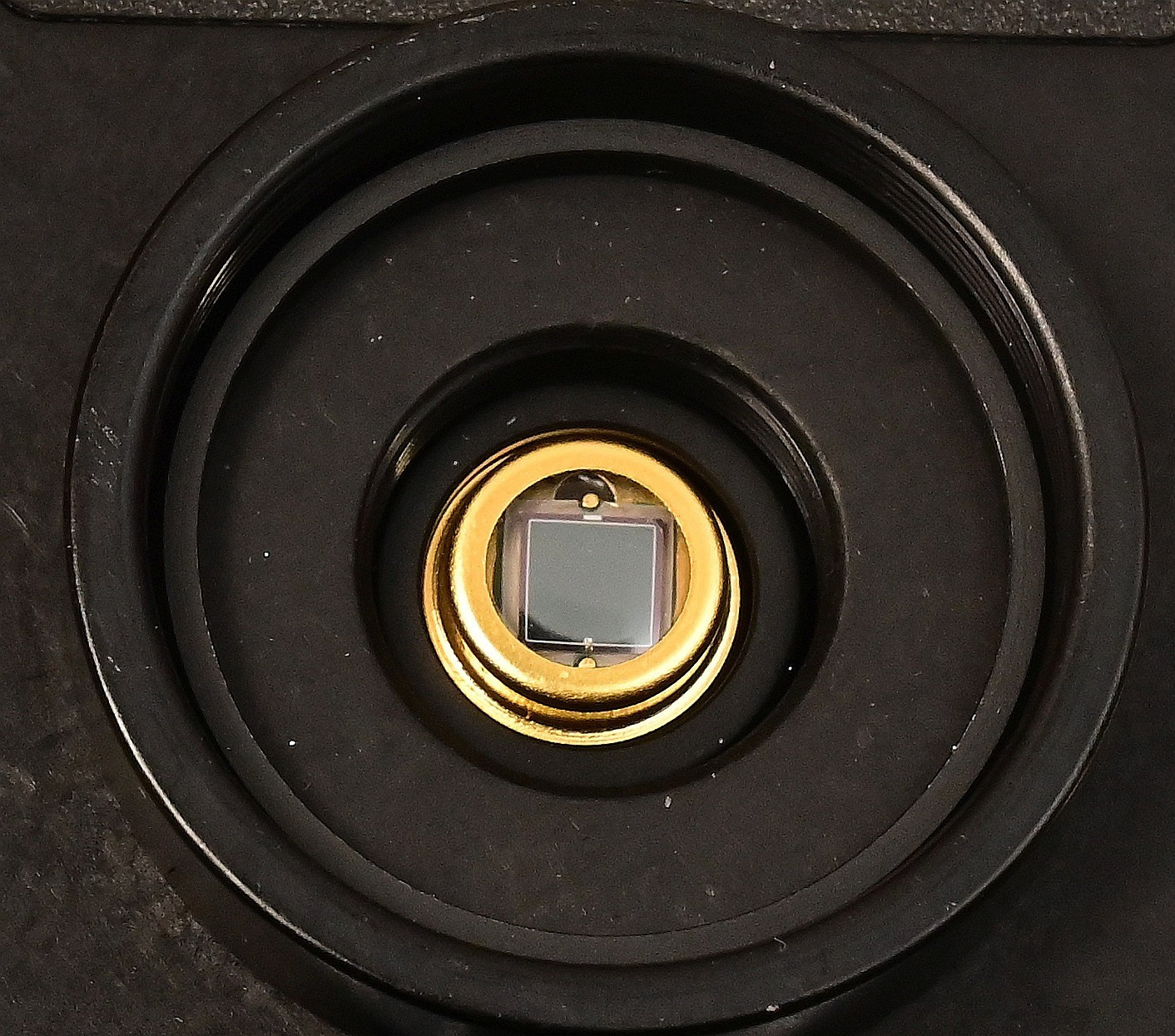 Thorlabs PDA36A-EC Silicon Amplified Detector 350-1100 nm 0-70dB Switchable Gain