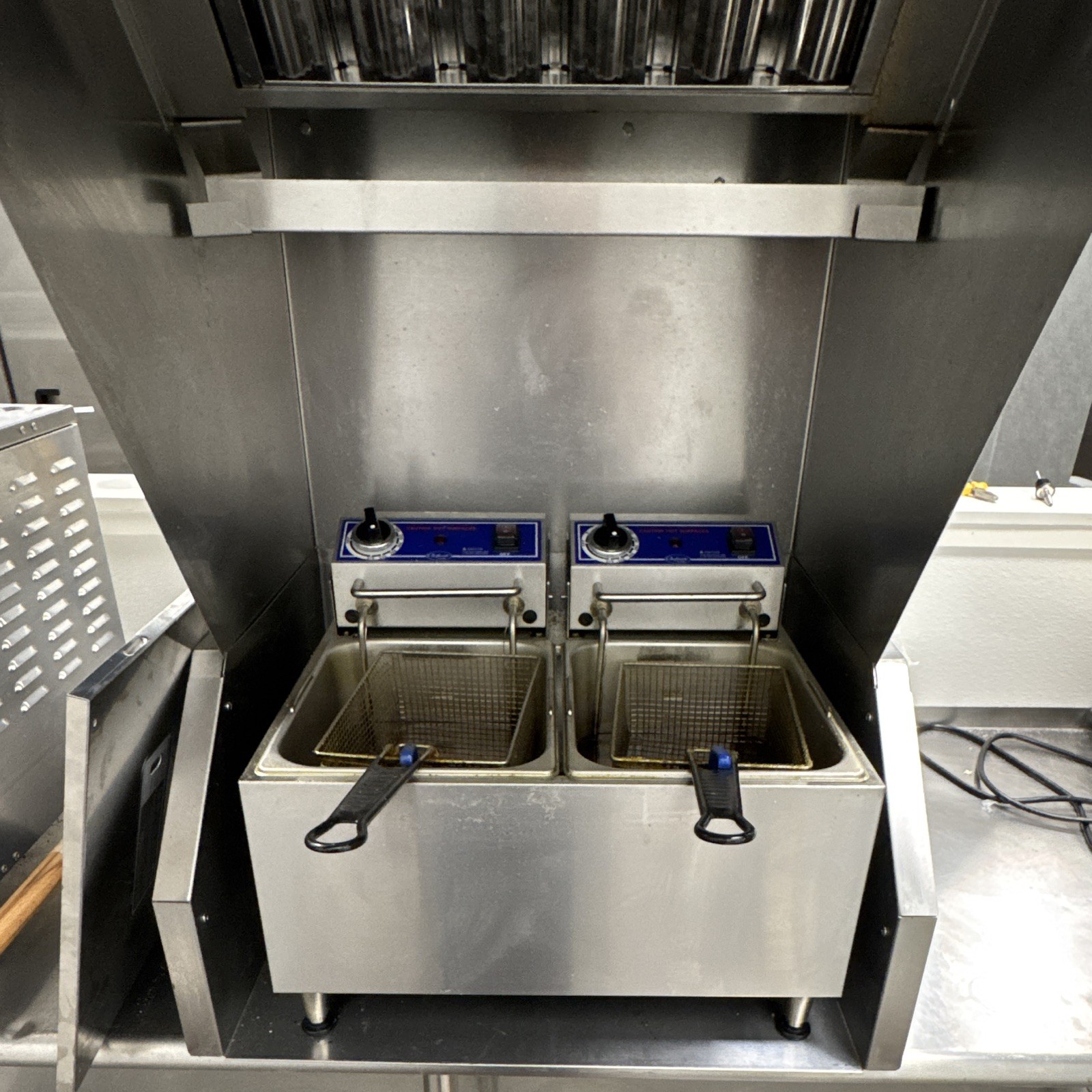 North American Kitchen Solutions VH-24 Stand Alone Ventless Commercial Hood