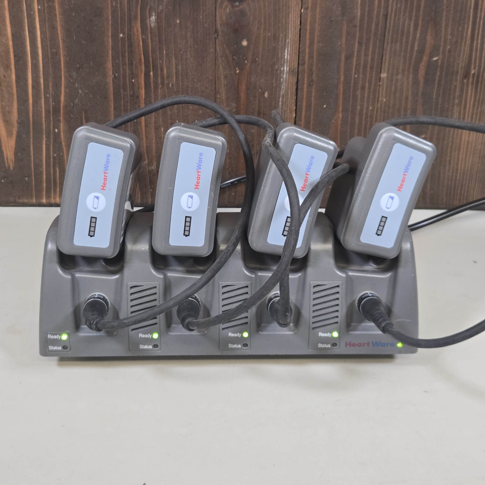 HeartWare Battery Charger 1600 With 4 Heartware 1650 Batteries Tested Power On