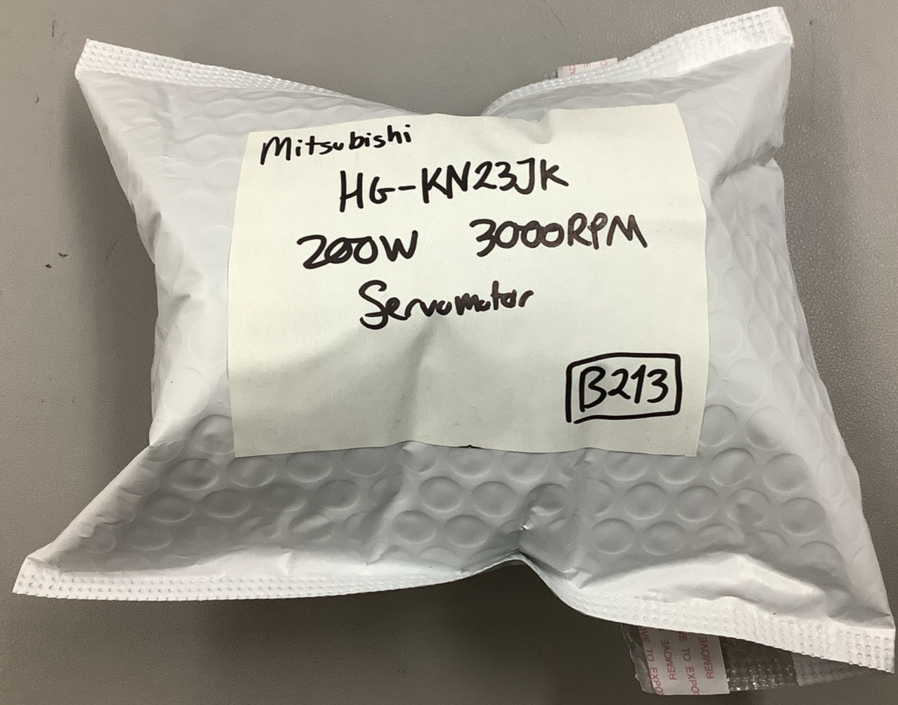Mitsubishi HG-KN23JK AC Servomotor 200W 3000RPM 119V (B213)