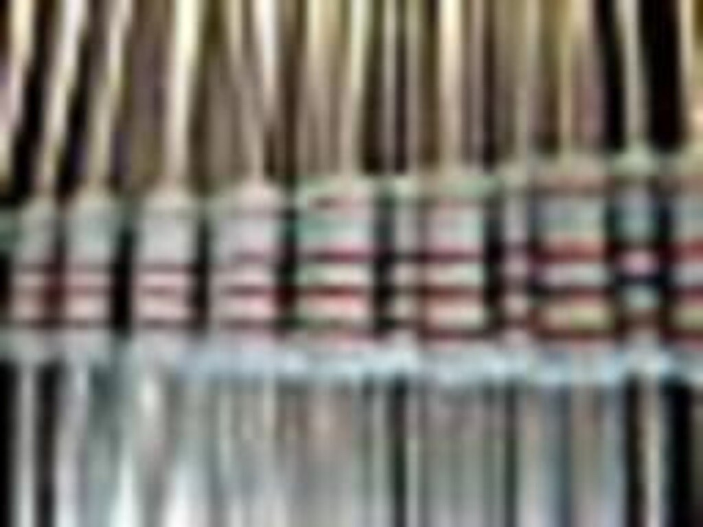 820 Ohm – Lot of 5 Resistors 820 Ohm 1/2 W .5W 5% Half Watt – BONUS!