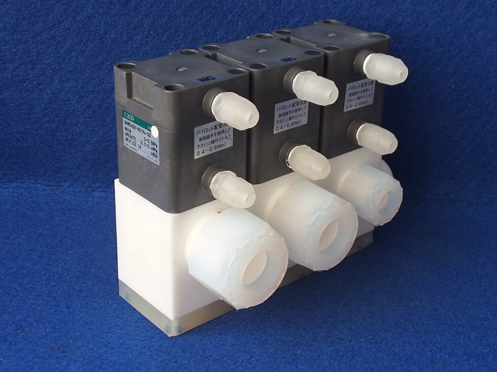 CKD GAMD402-X0194-03 Air Operated Valve for Chemical Liquids 0-0.3 MPa.