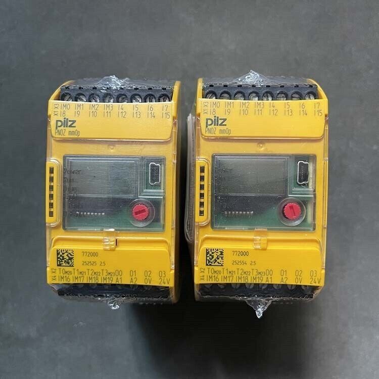 One PILZ 772000 New PNOZ Mm0p Safety Relay 77 2000