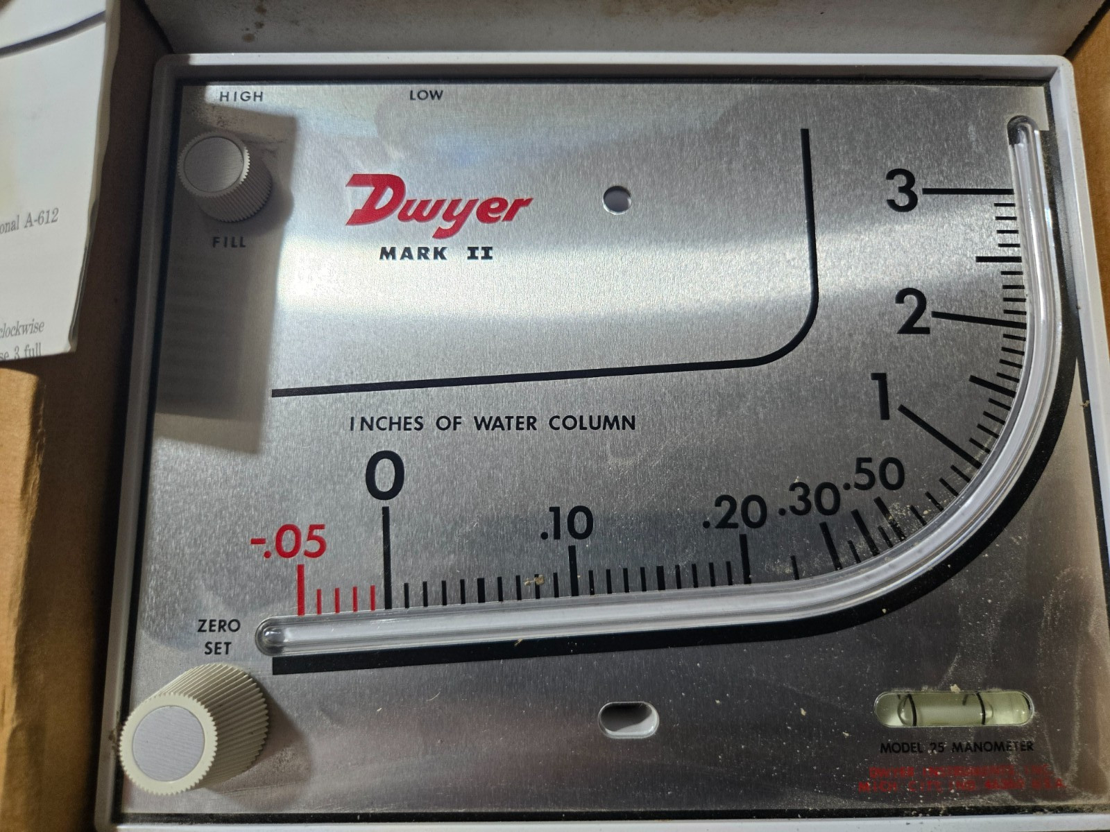 Dwyer Model 25 Mark II Manometer With Dye And Hose All New