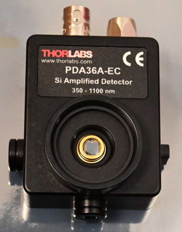 Thorlabs PDA36A-EC Silicon Amplified Detector 350-1100 nm 0-70dB Switchable Gain