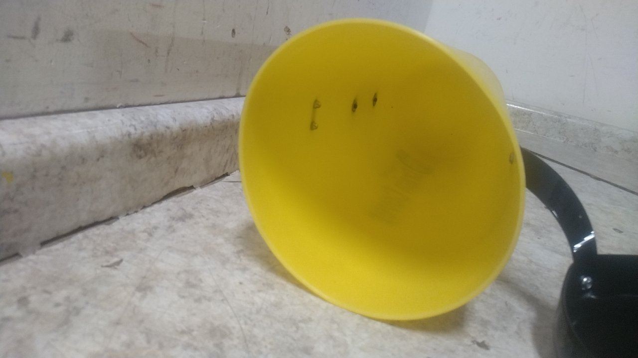 Pig PLR285 31 In Length 7-1/2 In Diameter Yellow Carrying Case for Drain Cover