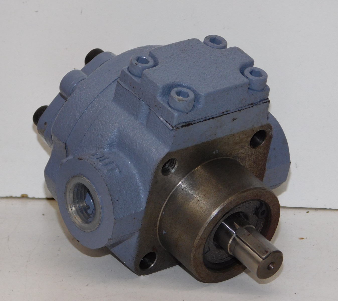 New Nippon Oil Pump Co TOP-203HBM Trochoid Pump NOP Unit in Box Made in Japan