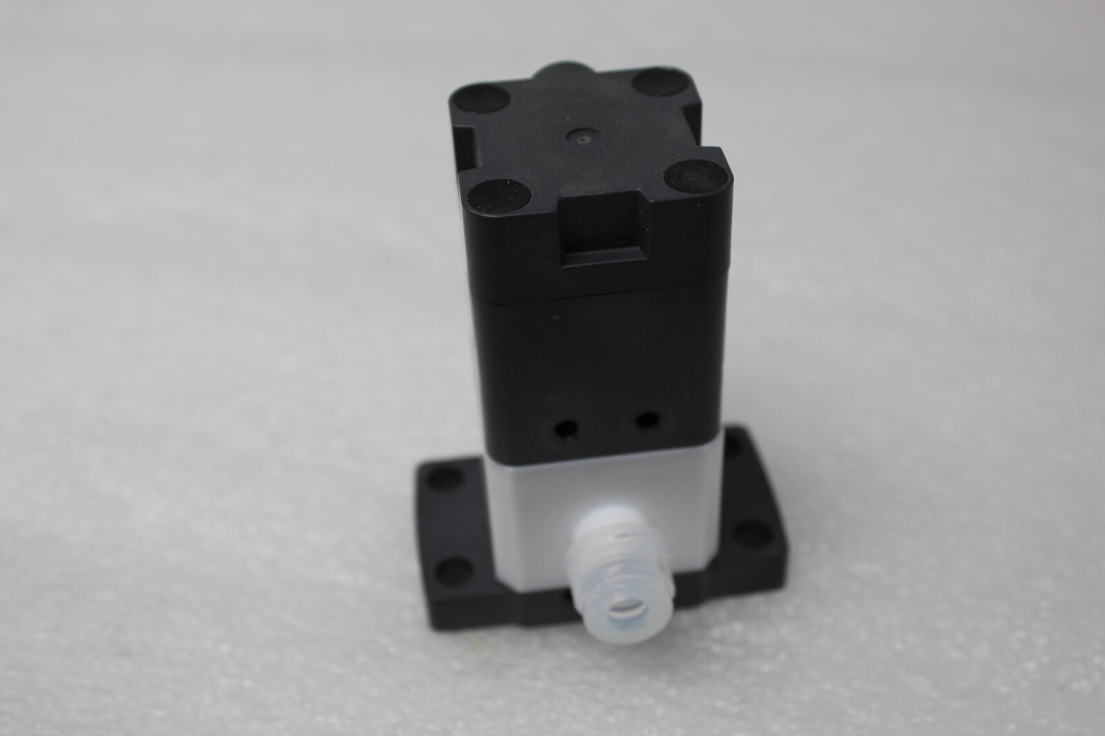 NEW CKD AMD312-6UF-4-0-4Y 0-0.3 MPa Pneumatic Valve