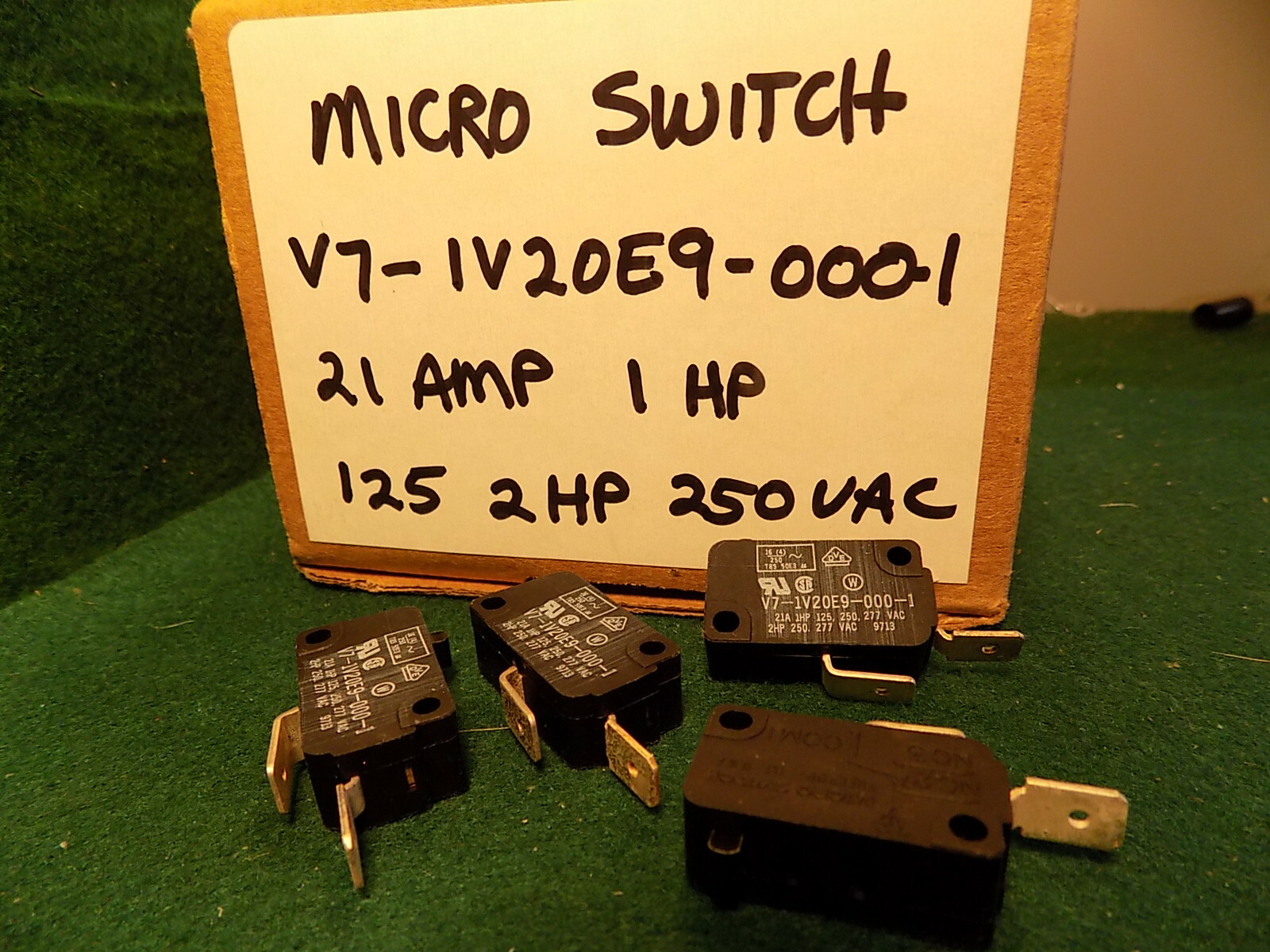 4 Micro Switch V7-1V20E9-0001 21 Amp 1 HP 125VAC 2HP 250 VAC Normally Open NOS