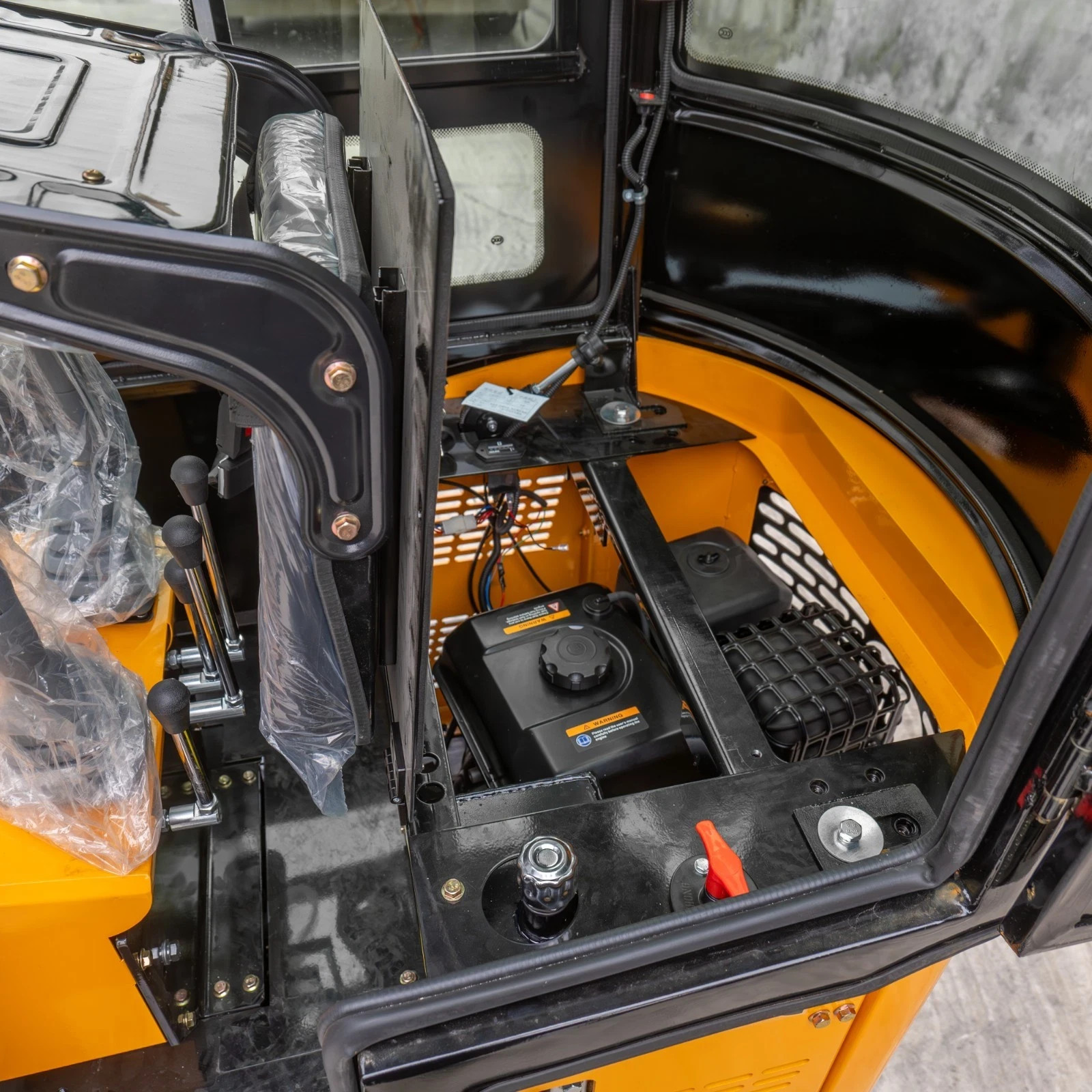1.2Ton Enclosed Cab Mini Excavator With 10 FREE Attachments EPA Gasoline Engine