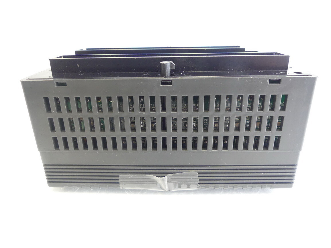 GE Fanuc IC200MDD842C Out 24DC ESCP 16PT In 24DC POS7NEG 16PT